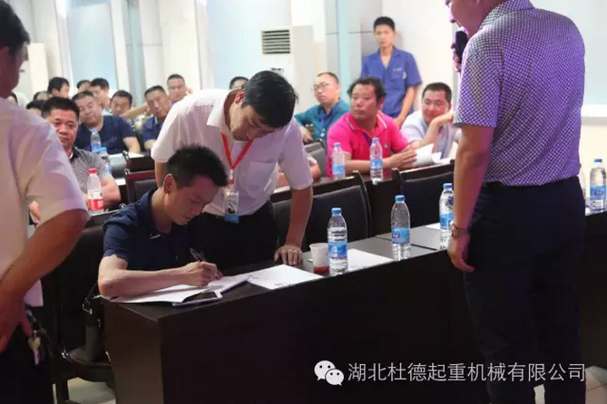 1465864072582779.png blob.png